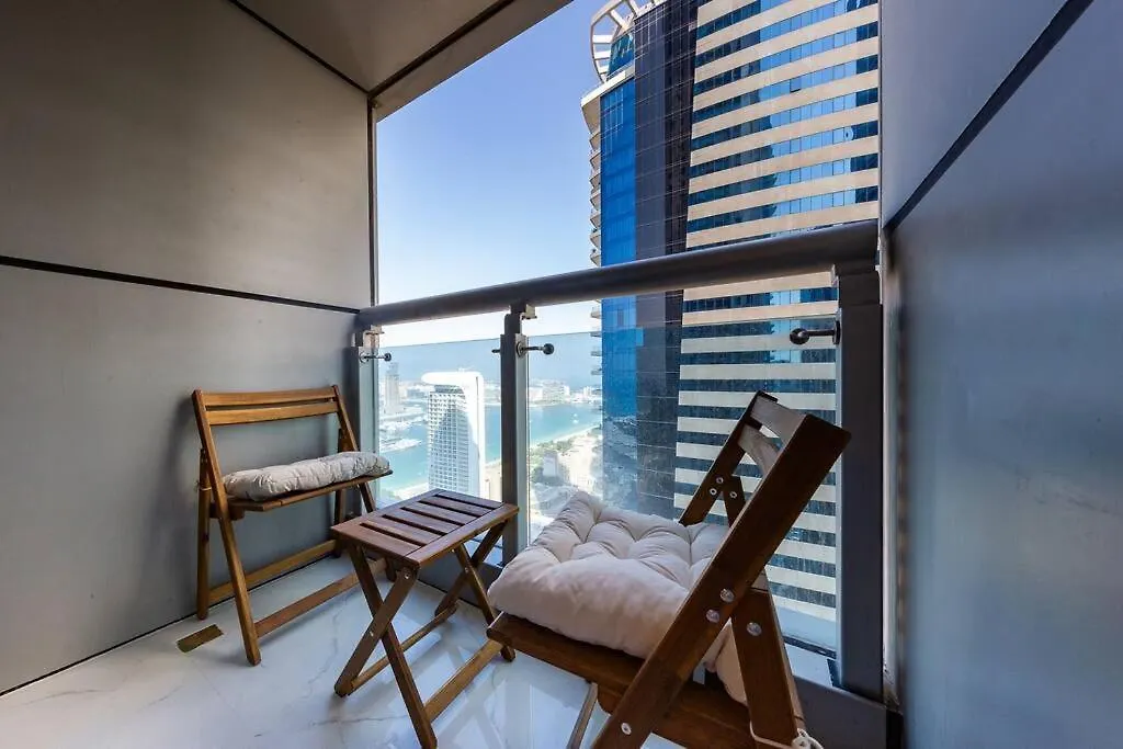 Unique Fully Renovated 2Br+Study On Marina Apartment Dubai