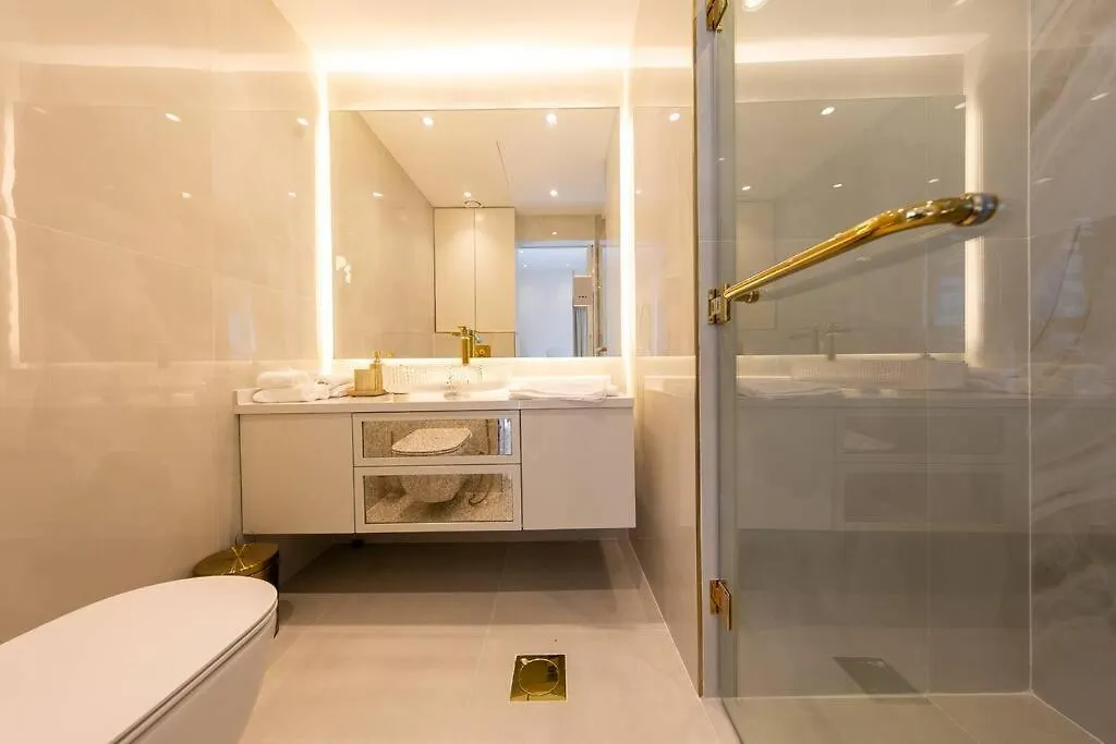 Unique Fully Renovated 2Br+Study On Marina Apartment Dubai 0*,  United Arab Emirates