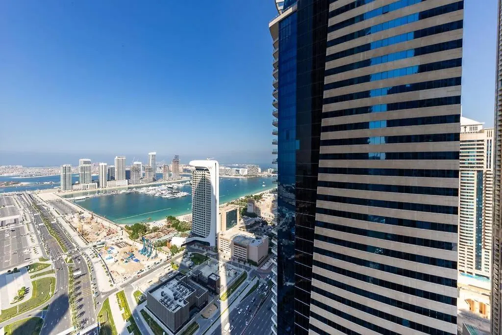 Unique Fully Renovated 2Br+Study On Marina Apartment Dubai